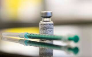 L'Union européenne a conclu un nouvel accord avec Pfizer-BioNTech portant sur 1,8 milliard de doses de vaccin contre le covid-19 (photo d'illustration prise en février en Allemagne).