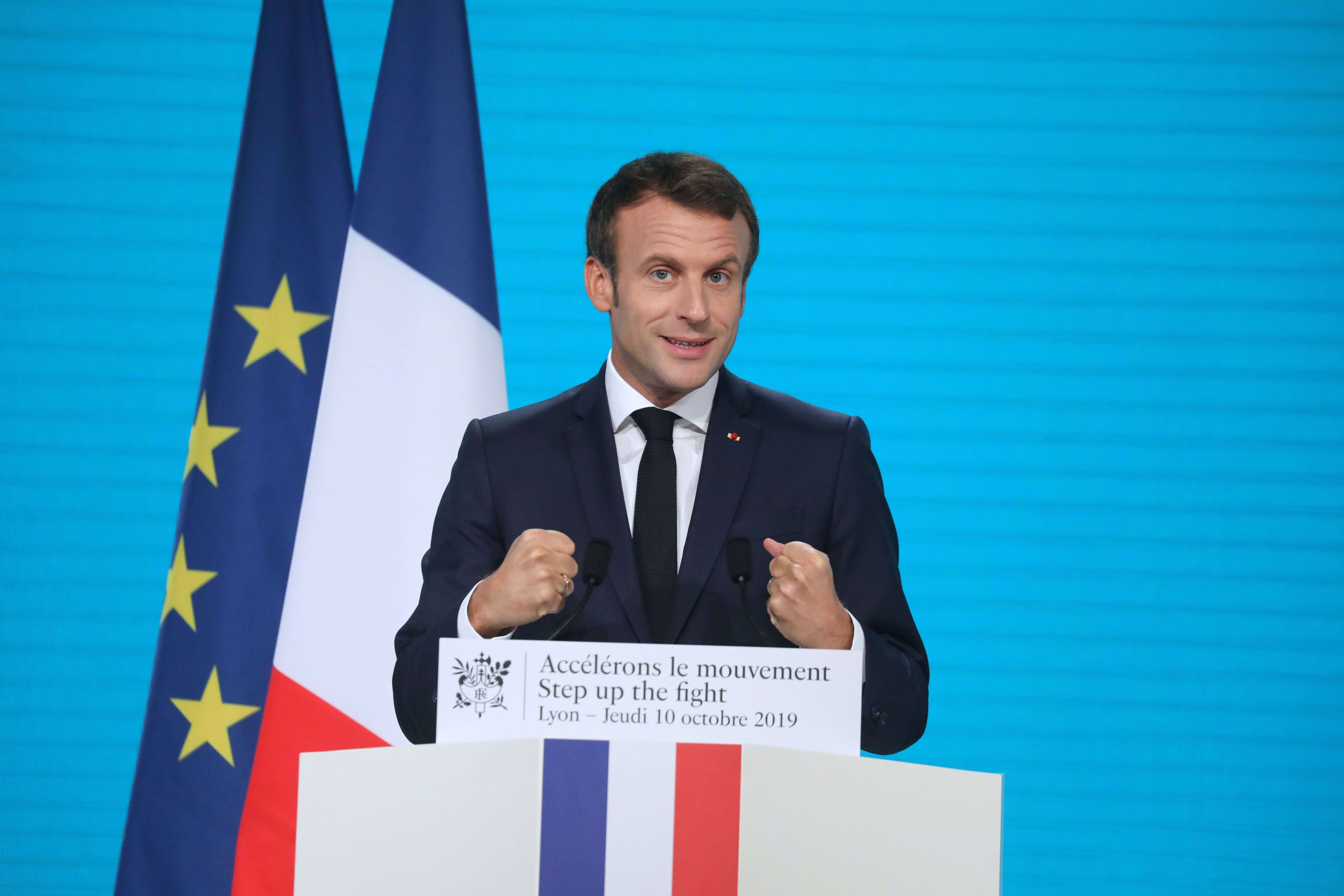 Emmanuel Macron à Lyon pendant le Fonds mondial de lutte contre le sida, la tuberculose et le paludisme.