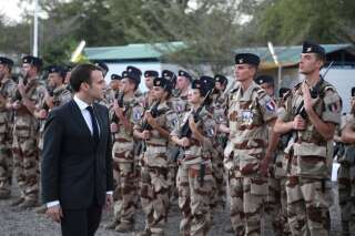 Pourquoi Emmanuel Macron a conservé ses vœux aux armées