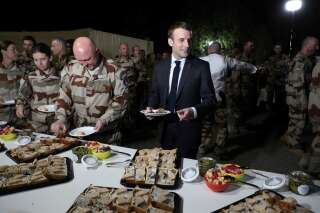Tchad: Macron célèbre Noël avec les militaires