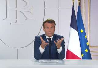 Sur TF1, Emmanuel Macron a écarté la possibilité de voir l'État français offrir des masques de protection contre le coronavirus à toute la population.