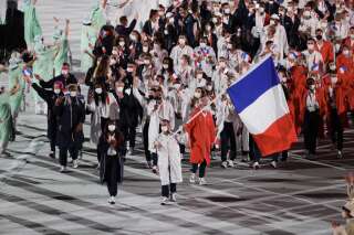 JO de Tokyo: Steven Da Costa porte-drapeau français à la cérémonie de clôture