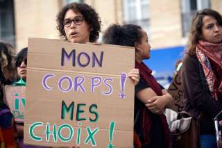 Une pancarte lors d'une manifestation pour l'accès à l'avortement en France, le28 septembre 2019 à Toulouse (Photo Alain Pitton/NurPhoto via Getty Images)