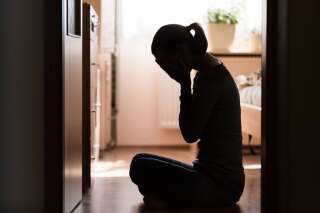 13,5% des personnes âgées de 15 ans ou plus vivant en France déclarent des symptômes évocateurs d’un état dépressif, selon la Dress.