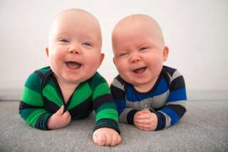 Même les vrais jumeaux peuvent présenter des différences d'ADN.