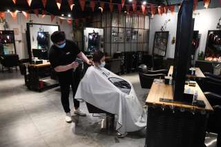 Un salon de coiffure le 27 février dernier, à Pékin (Chine), alors en pleine épidémie de coronavirus.