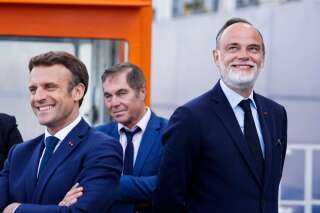 Emmanuel Macron et Edouard Philippe photographiés au Havre le 14 avril
