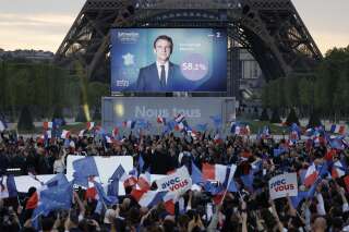Première chanson diffusée par le DJ sur le Champs de Mars pour fêter la victoire d'Emmanuel Macron à 20 heures, 