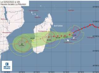 Le cyclone Batsirai approche de La Réunion et devrait être au plus près de l'île jeudi 3 février.