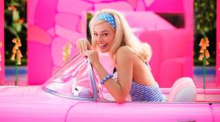 Margot Robbie dans le rôle de Barbie.