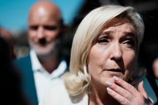 Marine Le Pen photographiée à Saint-Remy-sur-Avre samedi 16 avril (illustration)