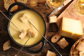 Avec le froid glacial en France, quelques recettes pour se réchauffer autour d'une fondue originale