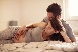 La levrette permet aux femmes d'apprécier le rapport sexuel en oubliant (presque) qu'elles sont enceintes.