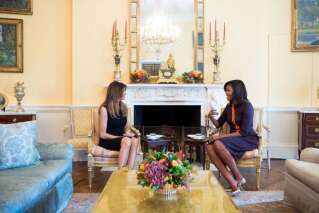 Melania Trump et Michelle Obama ont, elles aussi, fait connaissance à la Maison Blanche