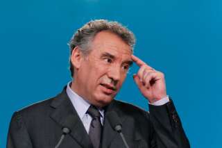 Tir groupé des sarkozystes contre François Bayrou