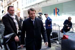Législatives 2017: Baroin vole au secours de Valls... pour mieux taper sur Macron