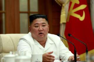 Kim Jong Un dans le coma ? Pyongyang  diffuse des images contre les rumeurs