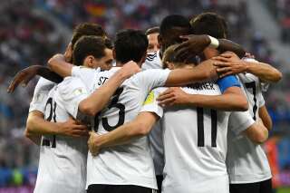 Allemagne-France: pourquoi les joueurs ont observé une minute de silence avant le match