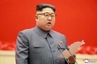 Kim Jong-Un assure avoir le bouton de lancement nucléaire sur son bureau