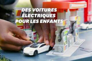 Ces petites voitures électriques pour enfants les sensibilisent à l’environnement