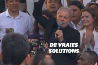 Lula, à peine sorti de prison, s'en prend à Jair Bolsonaro