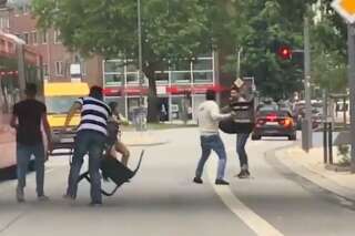 Attaque au couteau de Hambourg: des passants ont arrêté l'assaillant avec des chaises