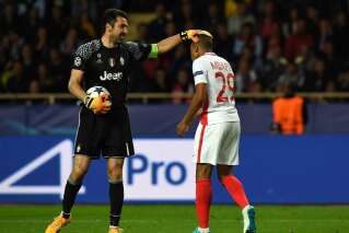 Monaco - Juve: cette image entre Kylian Mbappe et Gianluigi Buffon résume à elle seule l'impuissance des Monegasques