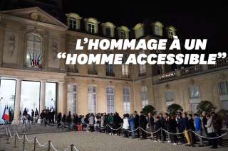 Pour rendre hommage à Jacques Chirac, une file interminable d'anonymes à l'Élysée