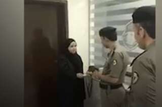 Les images de la première femme saoudienne à avoir reçu son permis de conduire