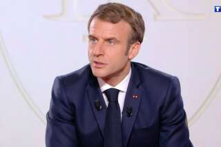Sur TF1, Macron dit ses regrets sur ses phrases 