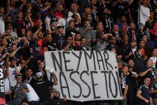 Neymar ciblé par des supporters du PSG sur des banderoles et dans des chants hostiles