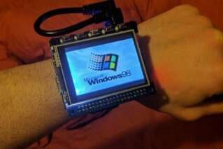Ce nostalgique crée une montre fonctionnant sous Windows 98