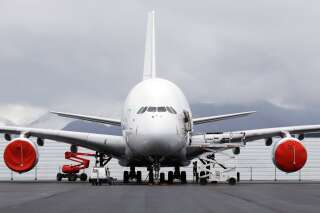 Airbus: Jusqu'à 3700 postes menacés après les échecs des A380 et A400M