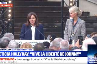 Anne Hidalgo lit un message de Laura Smet, absente de l'hommage à Johnny Hallyday