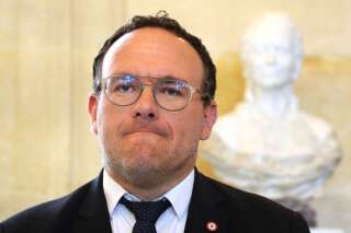 Nouveau gouvernement: Damien Abad moqué par LR après son ralliement à Macron