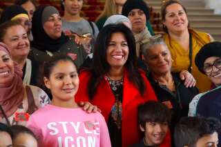En plein débat sur le voile au Sénat, Samia Ghali invite des mères voilées
