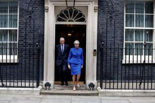 Résultat des élections en Grande Bretagne: Theresa May ne démissionne pas et forme un nouveau gouvernement