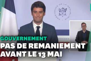 Emmanuel Macron n'annoncera pas de remaniement avant le 13 mai, assure Attal