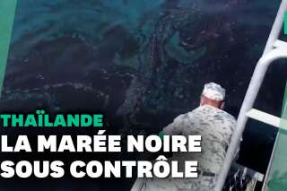 Dans le golfe de Thaïlande, une marée noire entraîne l'intervention de la marine