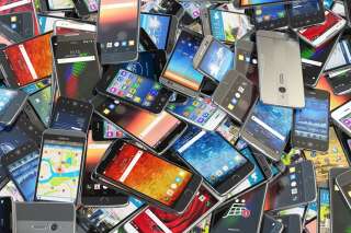 Bientôt un droit à la réparation pour les smartphones ?
