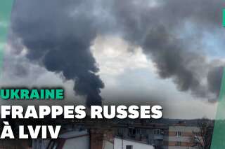 A Lviv, en Ukraine, de puissantes frappes russes font au moins six morts