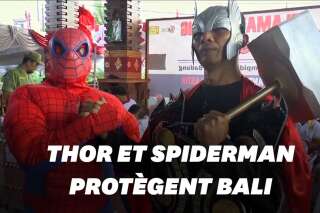 À Bali, Thor et Spiderman protègent les électeurs