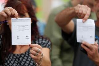 Référendum en Catalogne: plus de la moitié des bureaux de vote mis sous scellés