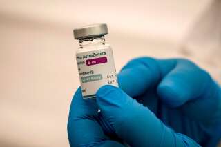Ces doses de vaccin AstraZeneca périmées vont être injectées au Canada