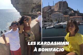 Kourtney Kardashian en vacances en Corse