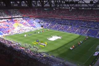 Ligue 1: Pendant OL-Nantes, un drapeau géant du Tibet en tribunes