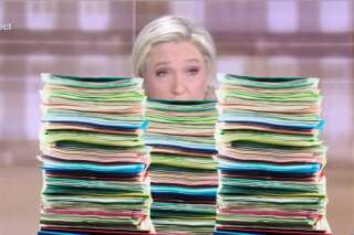 Débat présidentiel : les fiches de Marine Le Pen ne sont pas passées inaperçues