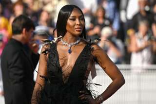 Au Festival de Cannes, Naomi Campbell était bien seule sur le tapis rouge