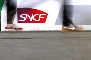 Les grèves SNCF et Air France, un manque à gagner de deux milliards pour l'économie française