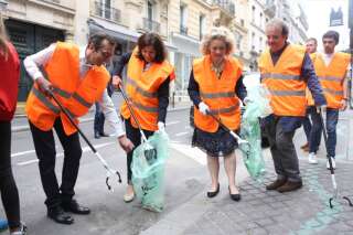 Grand absent de la Journée du nettoyage à Paris, Jack Lang raillé par les socialistes